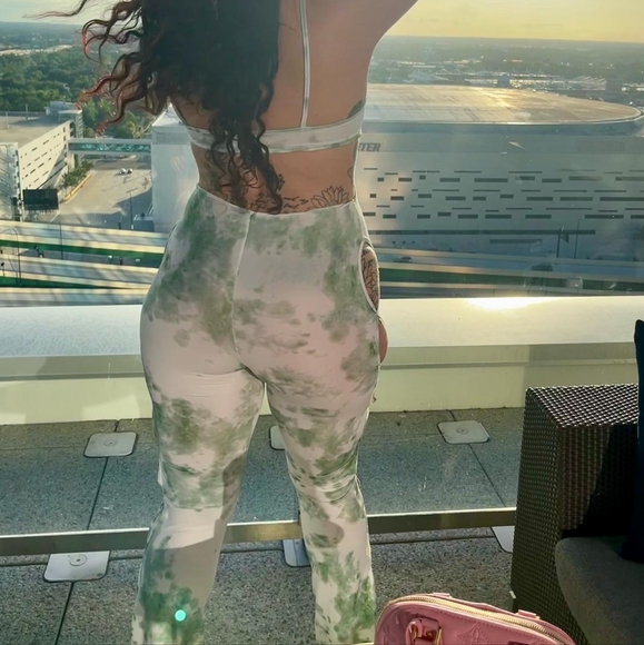 Shein One piece Size M-L - Picture 5 of 5